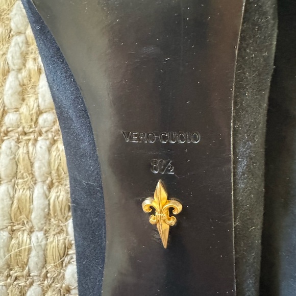 Pour La Victoire Black Classic Heels - Picture 4 of 5